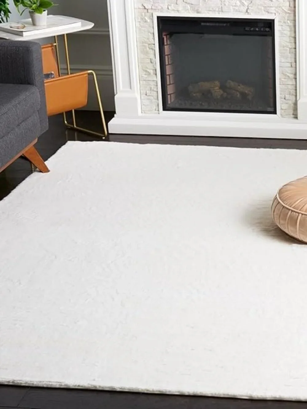 SAFAVIEH Washable Rug Faux Rabbit Fur Shag 3' x 5' Off-White, Slip Resistant